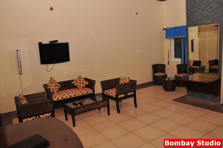 Kangs Nirvana Resorts And Spa Mahalpur Exterior photo